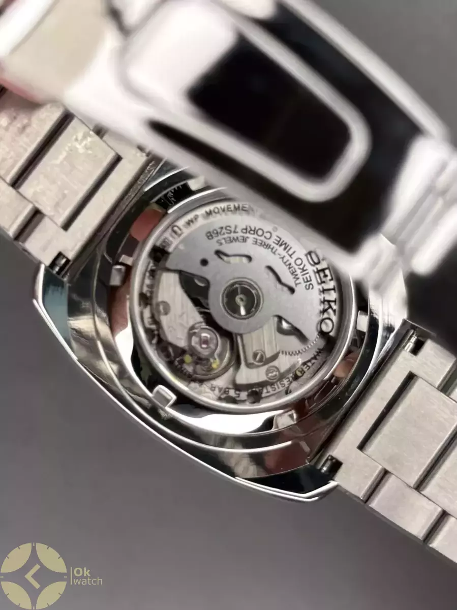 ساعت مچی سیکو دو تقویم بند سیلور صفحه آبی Seiko