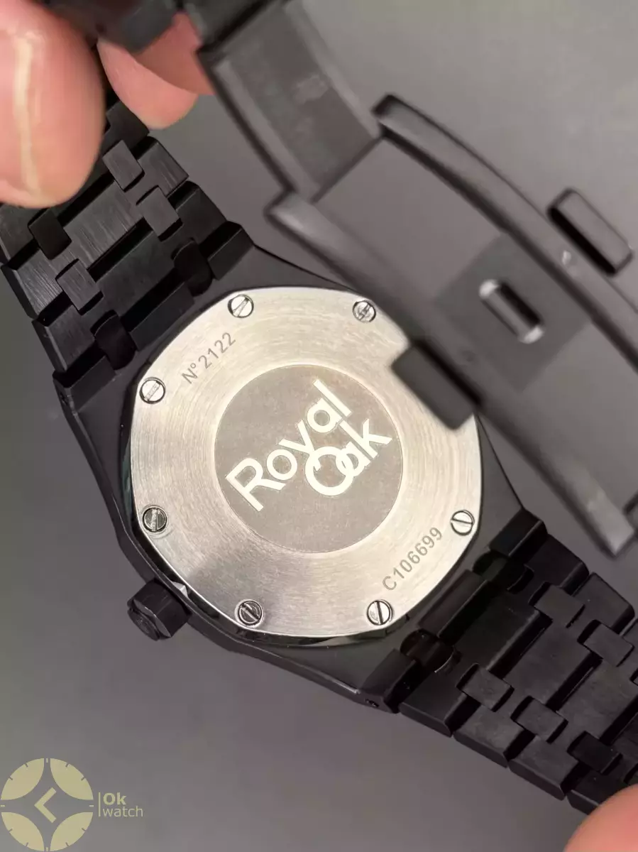 ساعت مچی اودمار پیگه باتری بدنه تمام مشکی Audemars Piguet