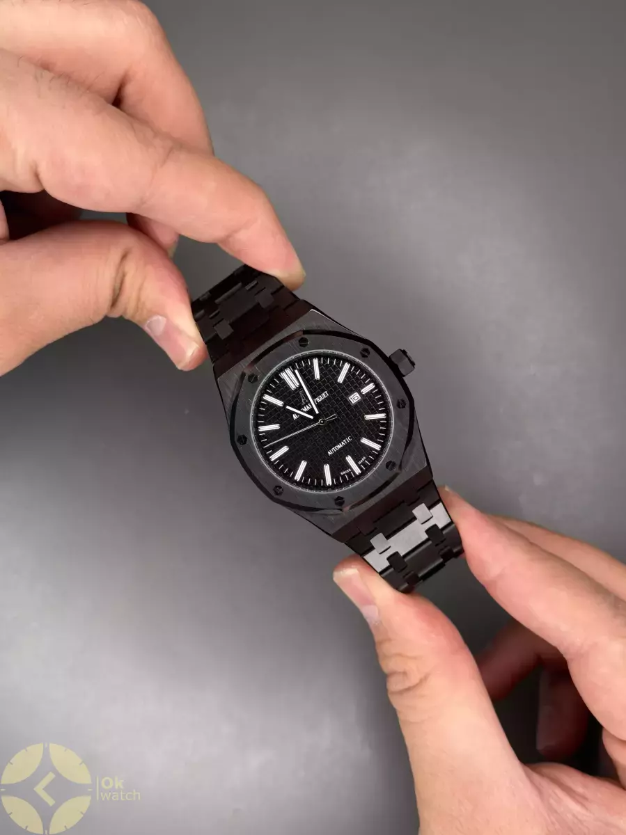 ساعت مچی اودمار پیگه باتری بدنه تمام مشکی Audemars Piguet