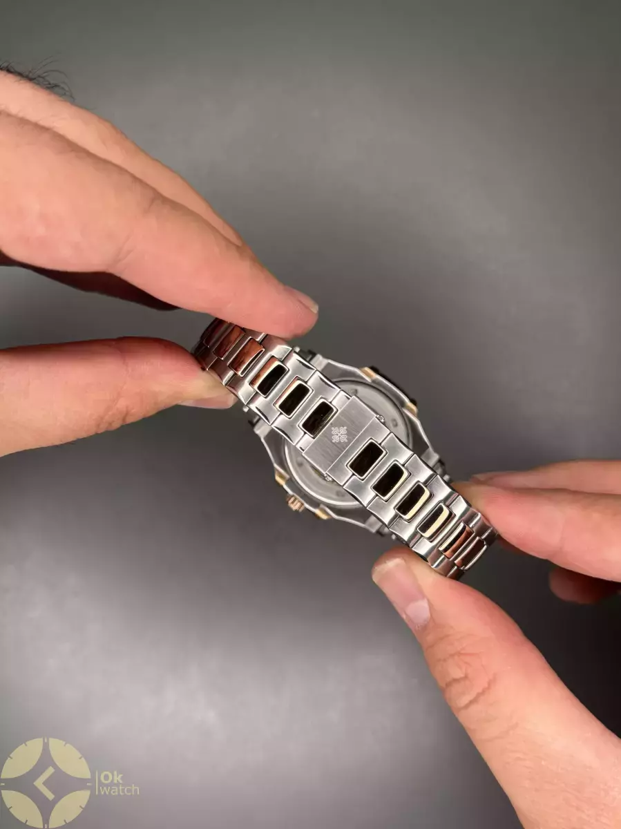 ساعت مچی پتک فیلیپ ناتیلوس رزگلد صفحه شکلاتی Patek Philippe Nautilus