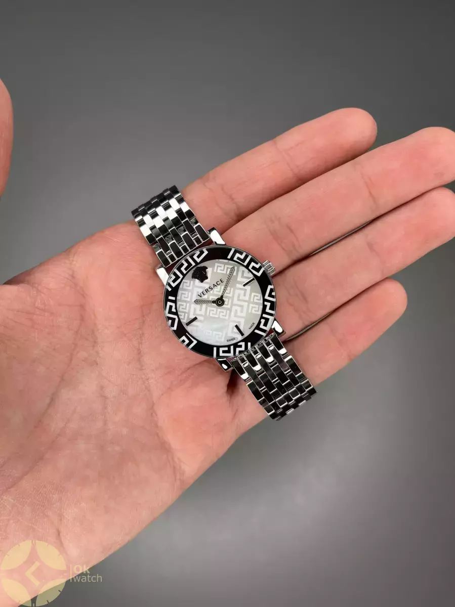 ساعت مچی ورساچه دورحکاکی بند سیلور صفحه سفید Versace