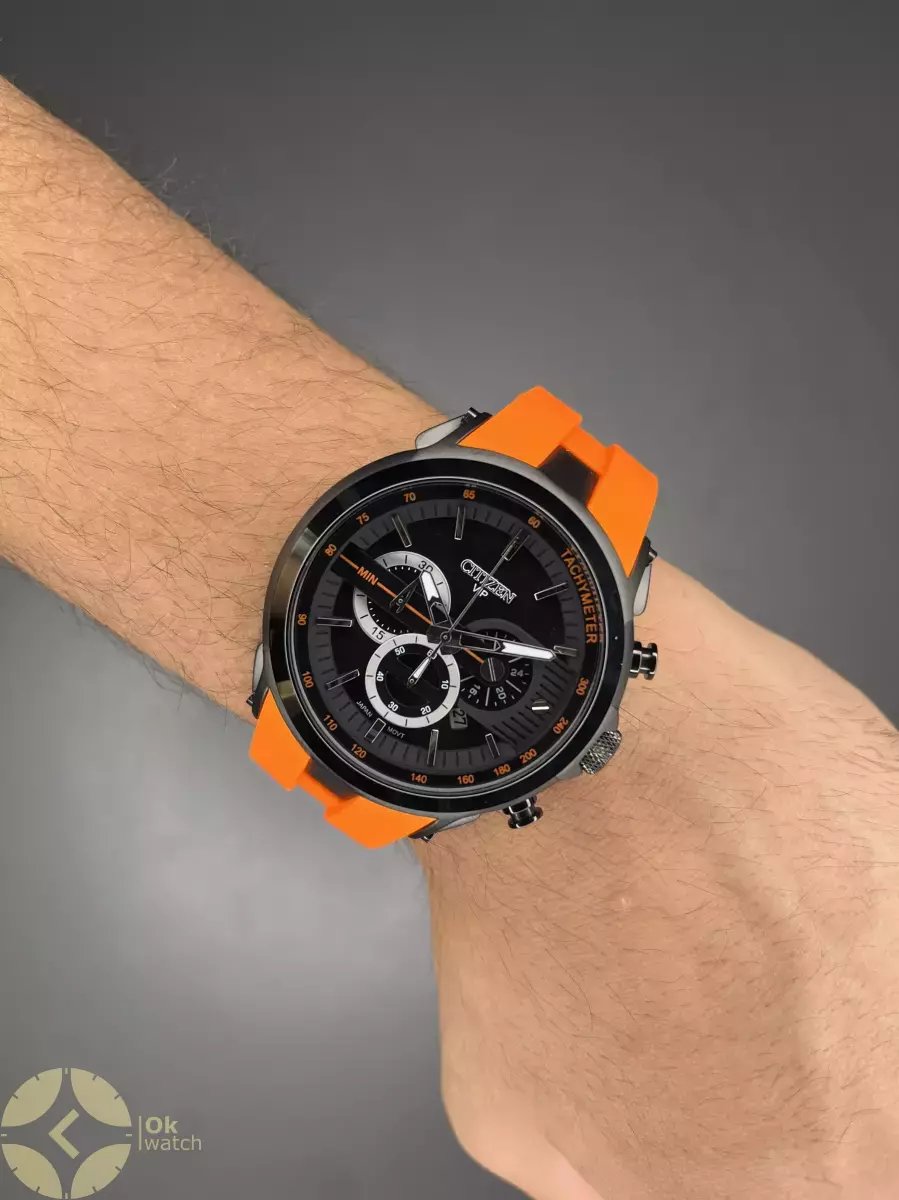 ساعت مچی سیتیزن کورنوگراف بند رابر نارنجی صفحه مشکی Citizen