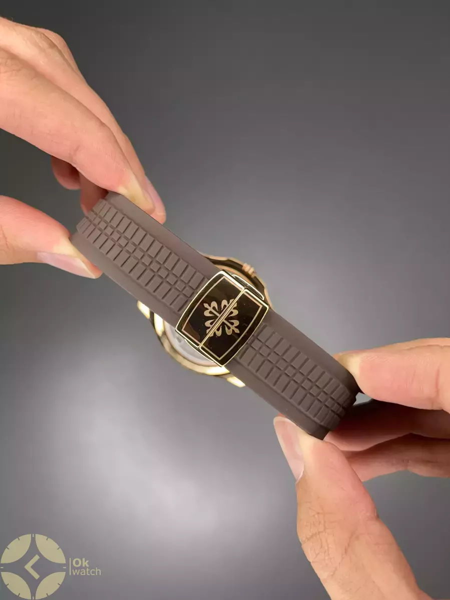 ساعت مچی پتک فیلیپ آکوانا قاب رزگلد اتوماتیک بند قهوه ای Patek Philippe Aquanaut