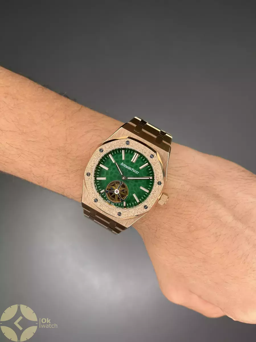 ساعت مچی اودمار پیگه اوپن هارت قاب شنی رزگلد صفحه سبز Audemars Piguet