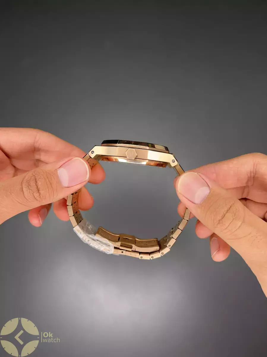 ساعت مچی اودمار پیگه اوپن هارت قاب شنی رزگلد صفحه سبز Audemars Piguet