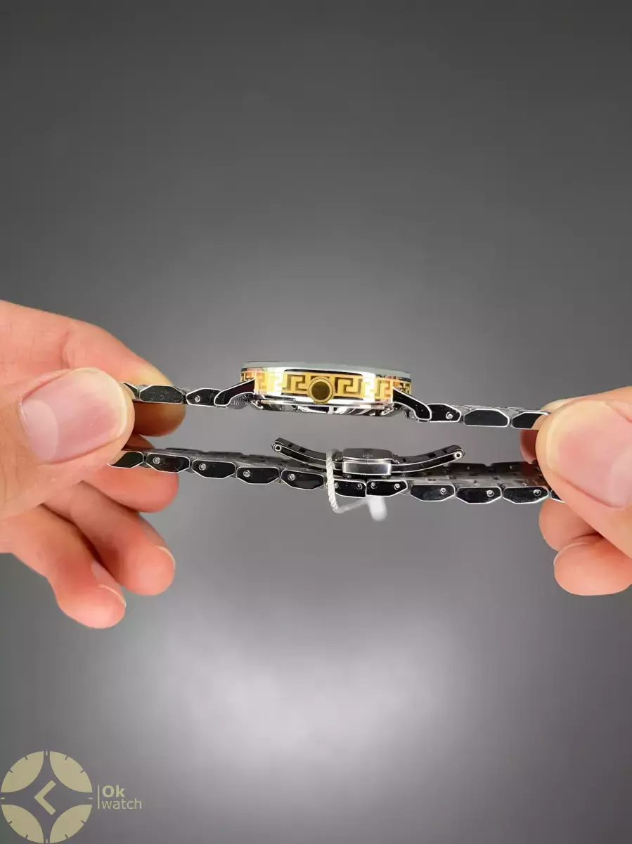 ساعت مچی ورساچه دورحکاکی سیلورطلایی صفحه طلایی Versace Greca
