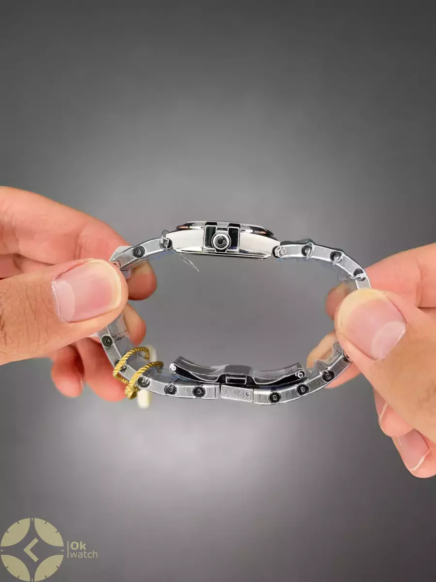 ساعت مچی امگا کانستلیشن سیلور صفحه سفید Omega Constellation