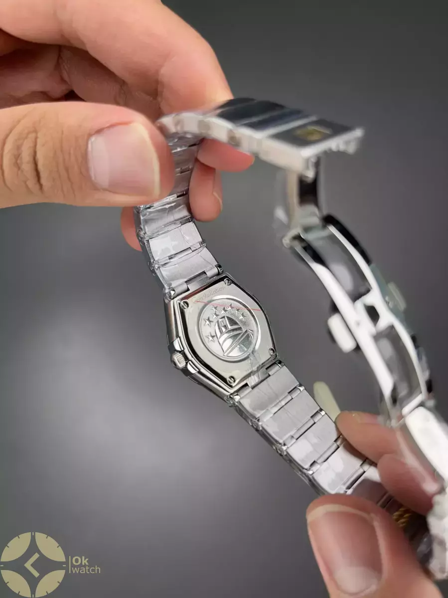 ساعت مچی امگا کانستلیشن سیلور صفحه سفید Omega Constellation