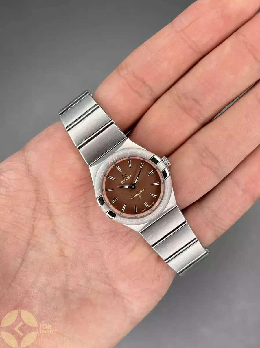 ساعت مچی امگا کانستلیشن بند سیلور صفحه صورتی Omega Constellation