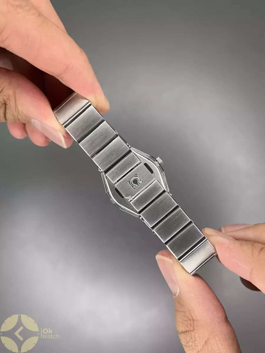 ساعت مچی امگا کانستلیشن بند سیلور صفحه صورتی Omega Constellation