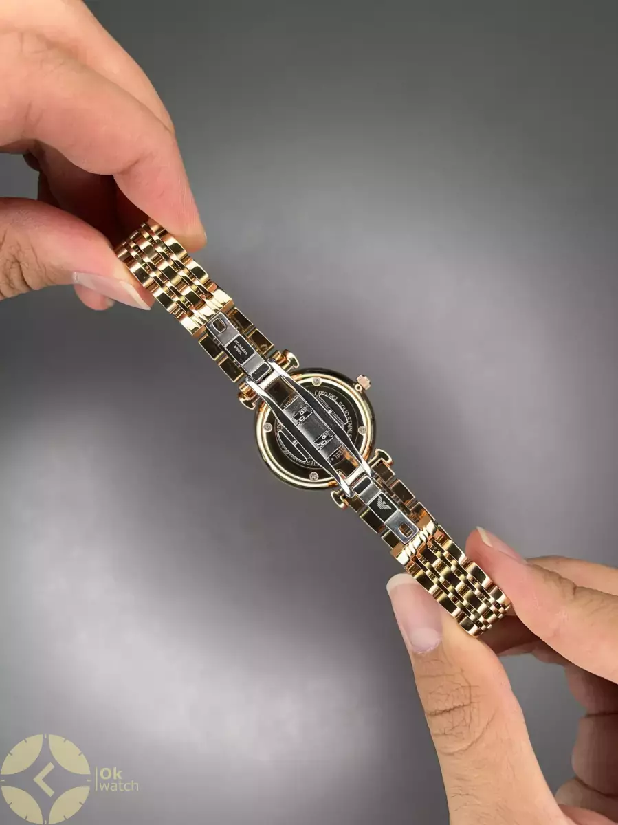 ساعت مچی امپریو آرمانی صفحه صدفی بند رزگلد Emporio Armani