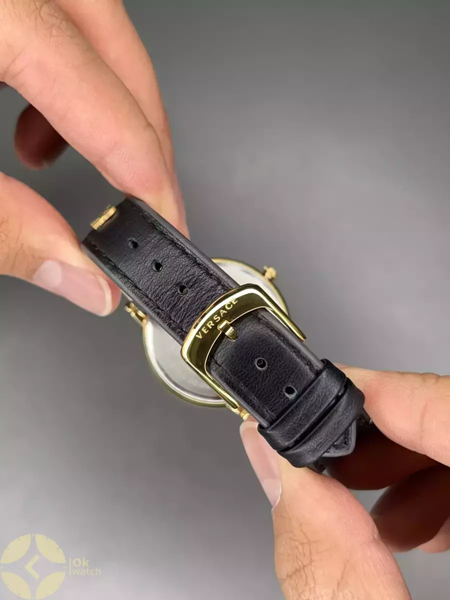ساعت مچی ورساچه بند چرمی صفحه مشکی Versace