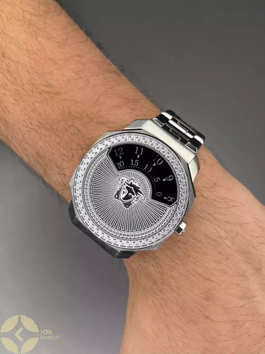 ساعت مچی ورساچه بند سیلور صفحه مشکی Versace Dylos