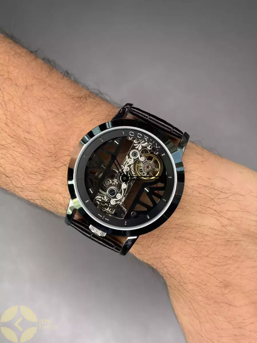 ساعت مچی کروم صفحه اسکلتون بند چرمی مشکی Corum