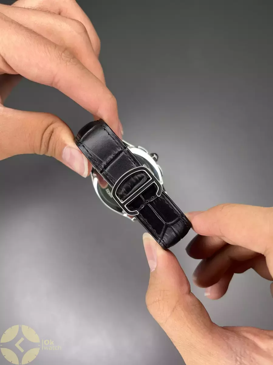 ساعت مچی کارتیه کورنوگراف بند چرمی مشکی صفحه سبز Cartier