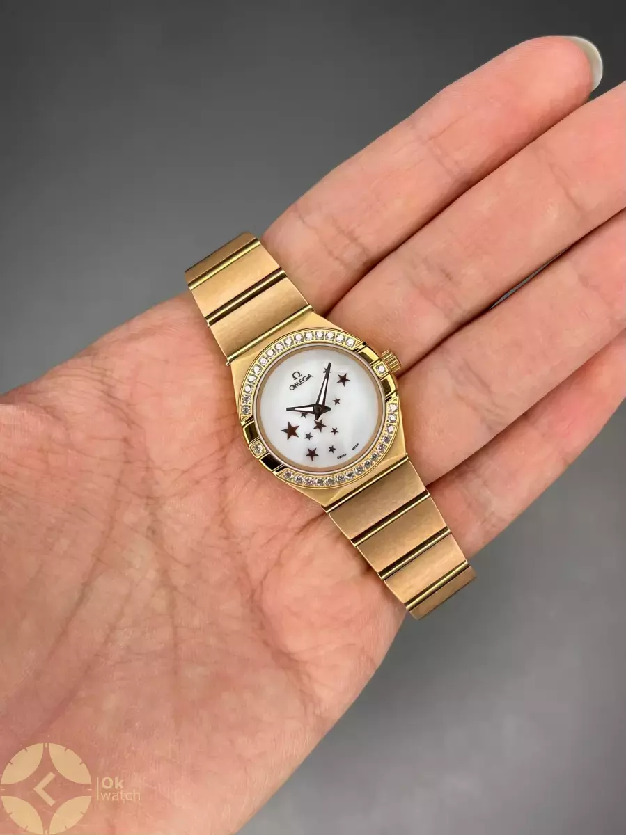 ساعت مچی امگا کانستلیشن صفحه طرحدار دور نگین رزگلد Omega Constellation