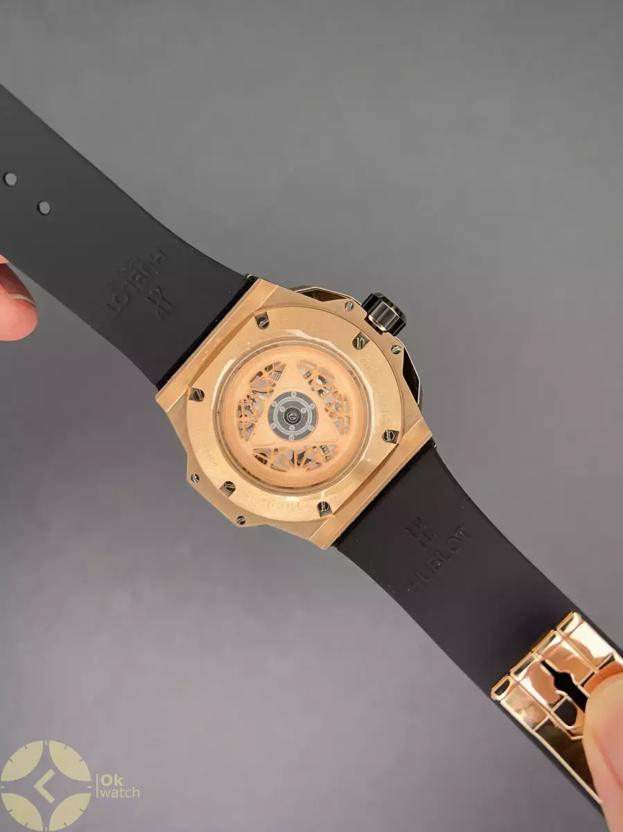 ساعت مچی اوبلو صفحه کهکشانی بند مشکی قاب رزگلد Hublot Big Bang Unico Sang Bleu ii King Rose Gold