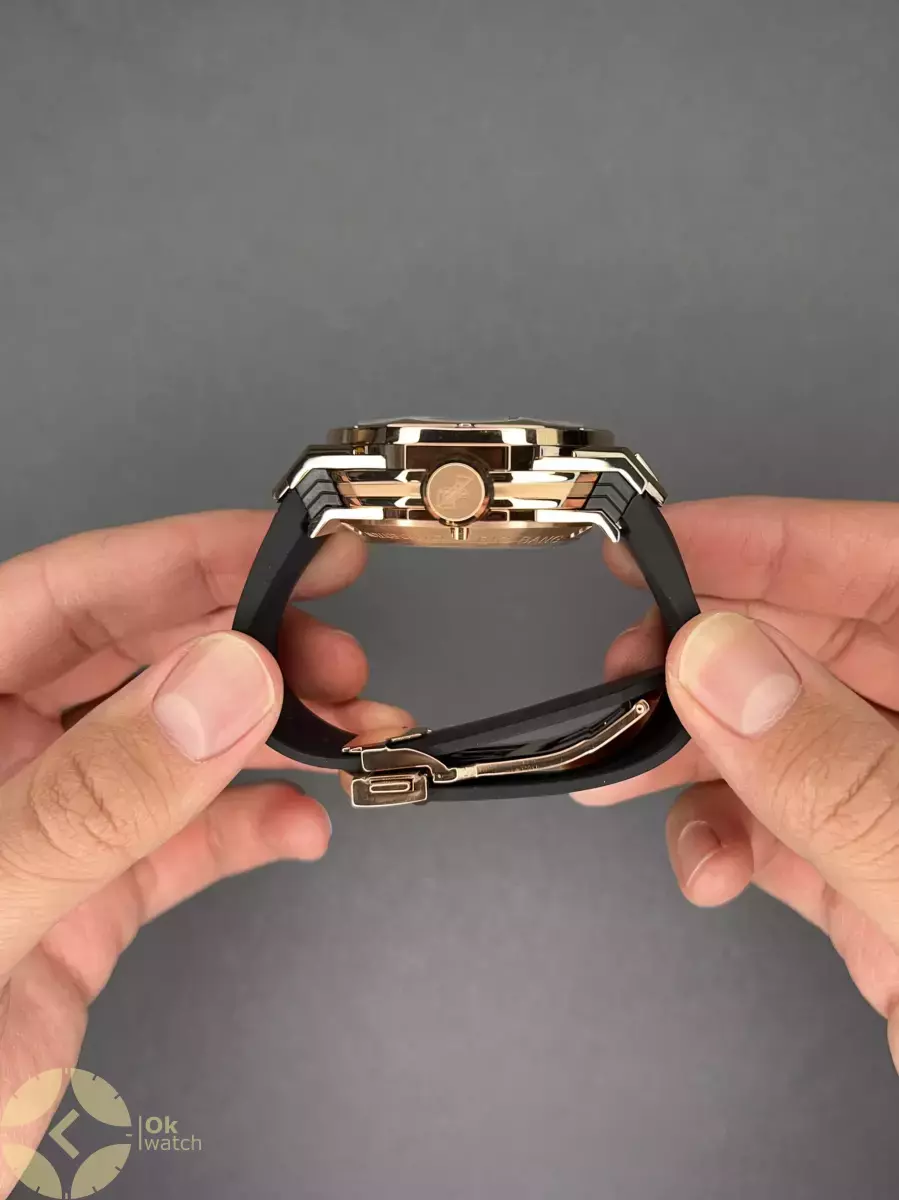 ساعت مچی اوبلو صفحه کهکشانی بند مشکی قاب رزگلد Hublot Big Bang Unico Sang Bleu ii King Rose Gold