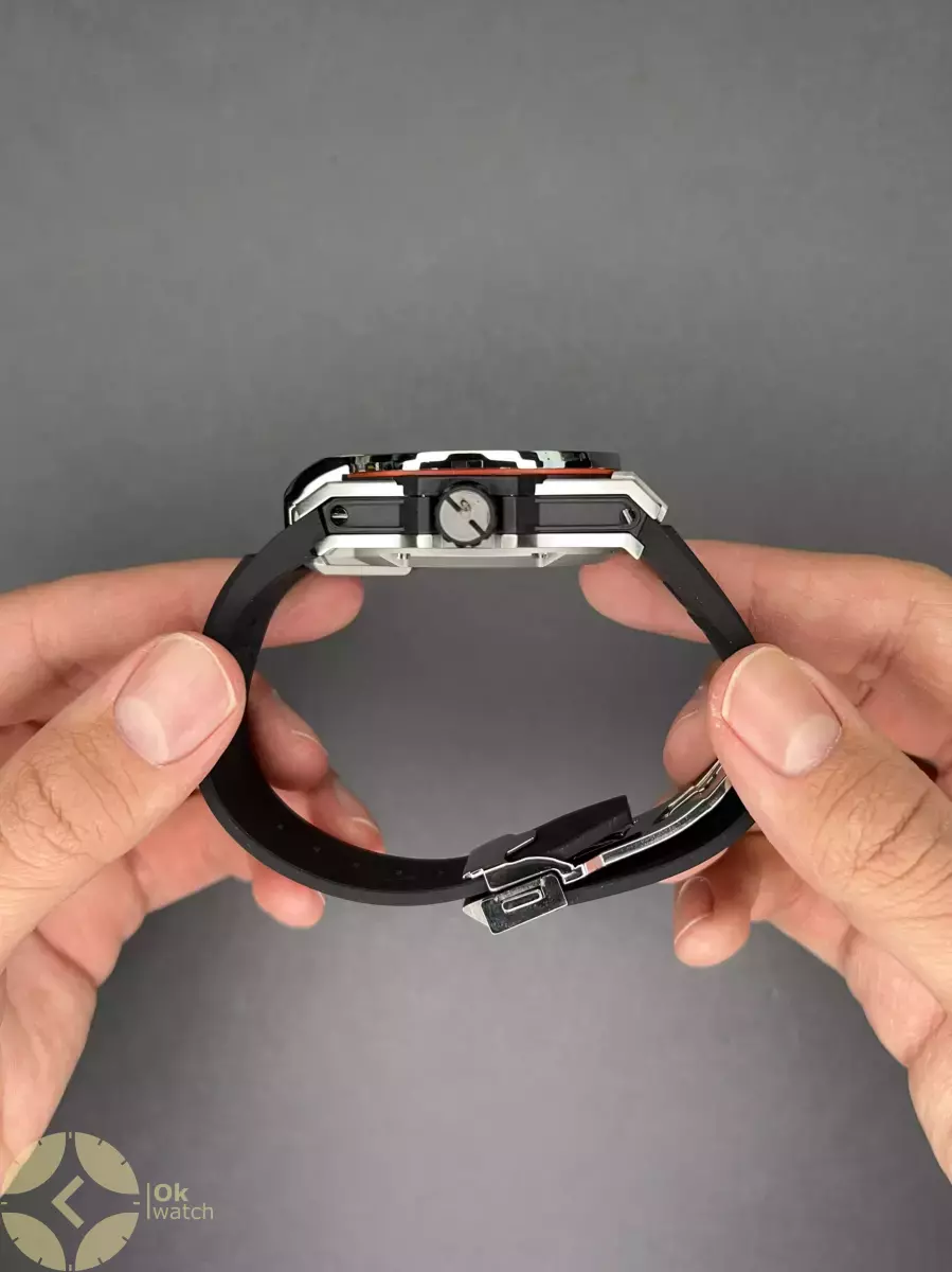 ساعت مچی اوبلو جمجمه‌ای قاب سیلور بند مشکی Hublot MP-09 Tourbillon silver