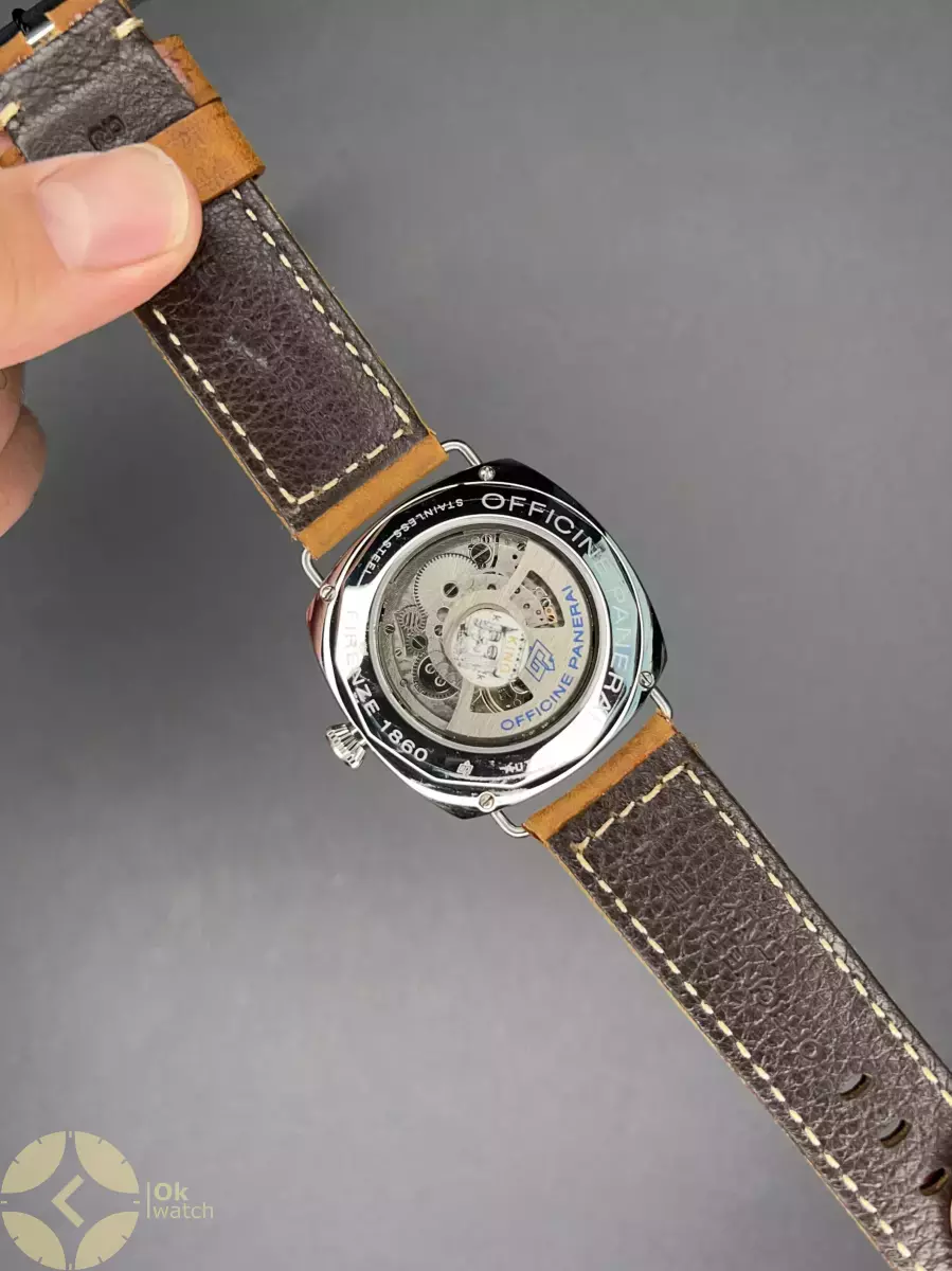 ساعت مچی پنرای رادیومیر عدد یونانی Panerai Radiomir California