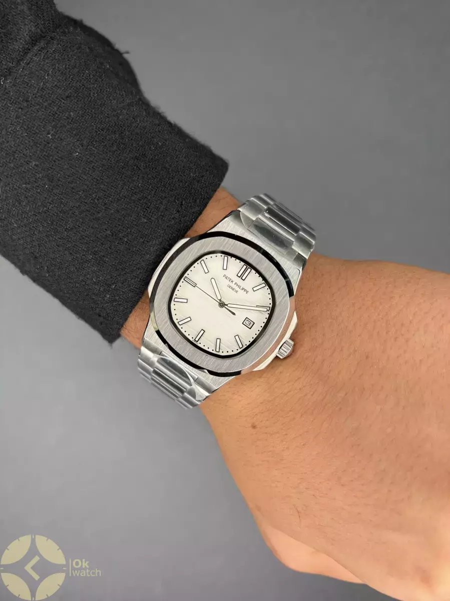 ساعت مچی پتک فیلیپ ناتیلوس سیلور صفحه سفید Patek  Philippe Nautilus