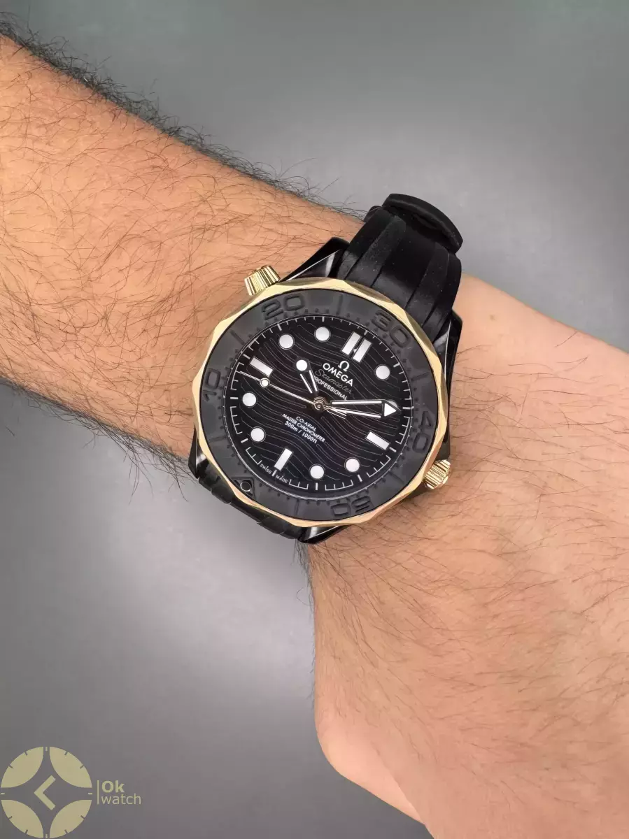 ساعت مچی امگا سیمستر بزل رزگلد بند رابر Omega Seamaster