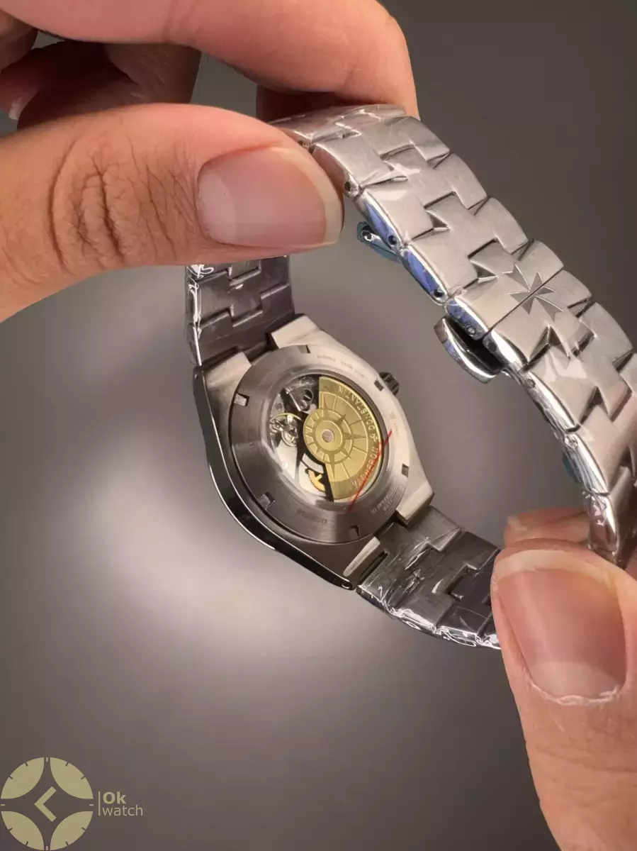 ساعت مچی وشرون کنستانتن اتوماتیک بند سیلور صفحه سفید Vacheron Constantin