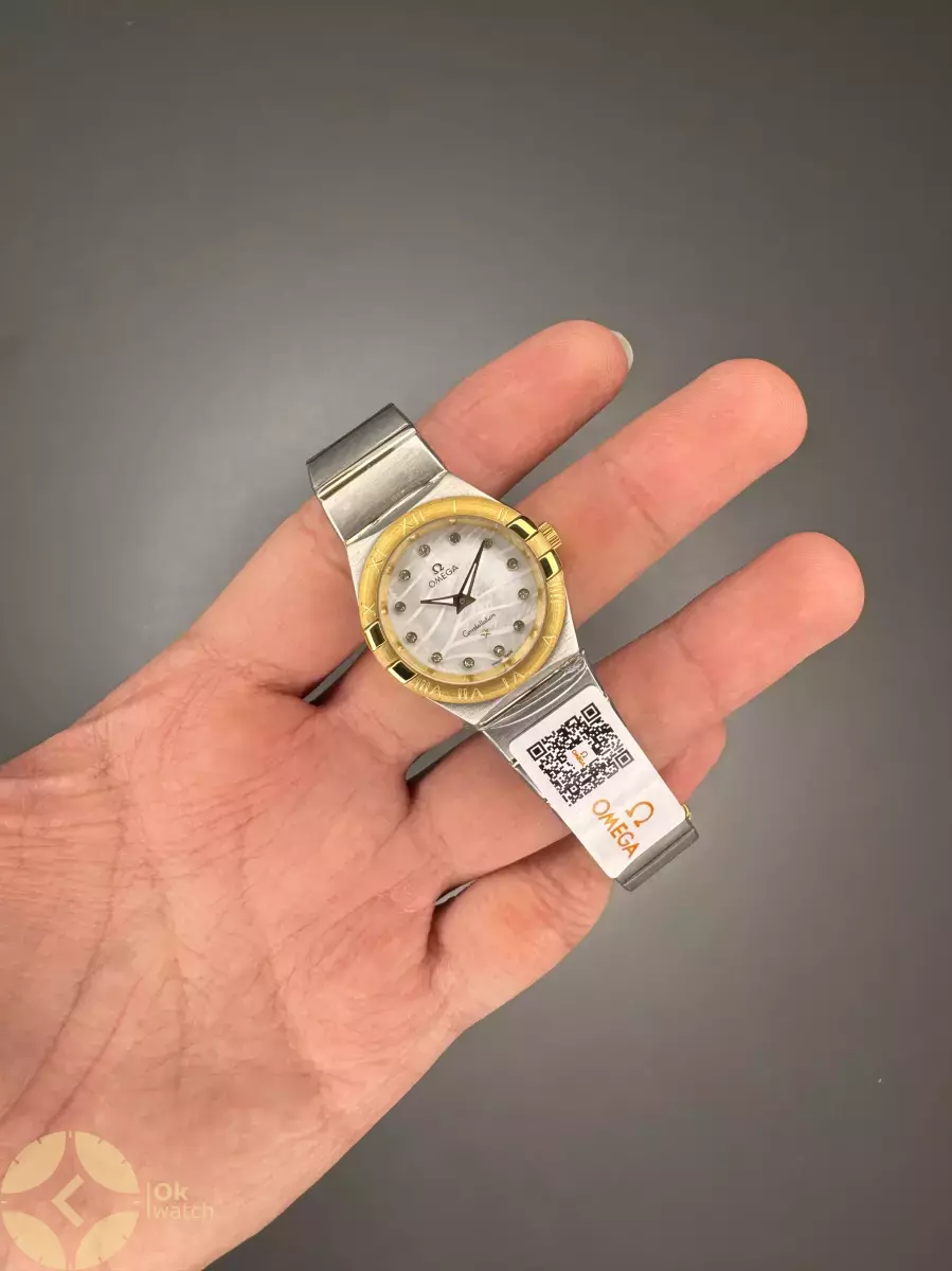 ساعت مچی امگا کانستلیشن بند سیلورطلایی اندکس نگین Omega Constellation