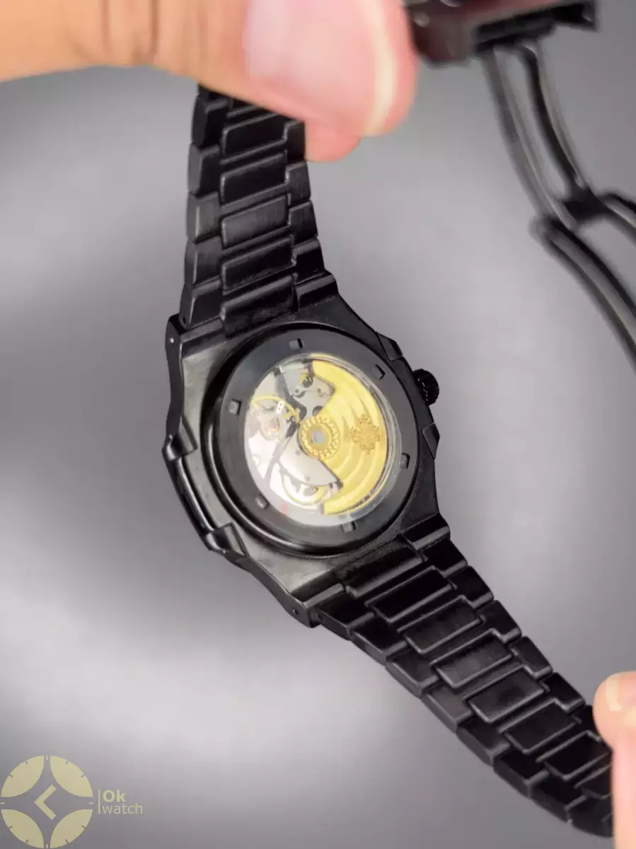 ساعت مچی پتک فیلیپ مشکی موتور اتوماتیک صفحه دودی Patek Philippe Nautilus