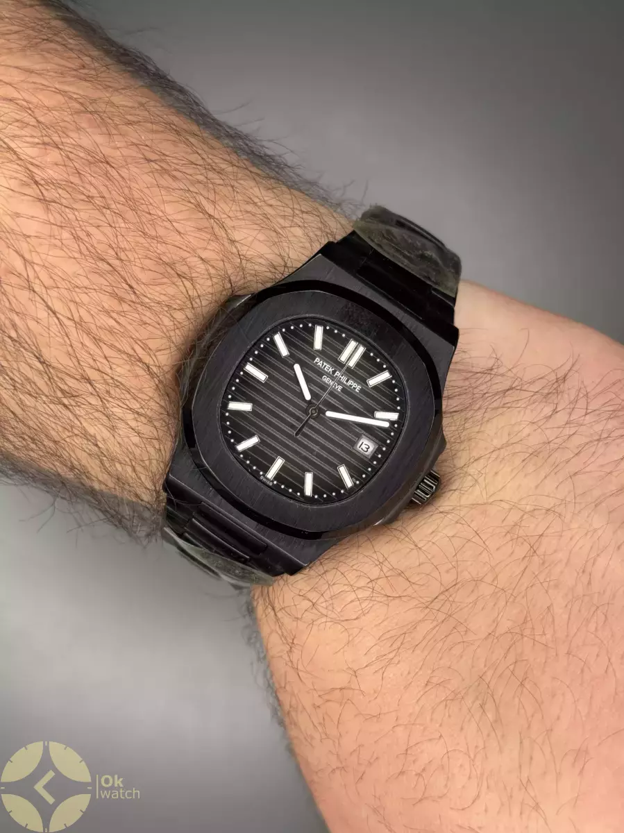 ساعت مچی پتک فیلیپ مشکی موتور اتوماتیک صفحه دودی Patek Philippe Nautilus