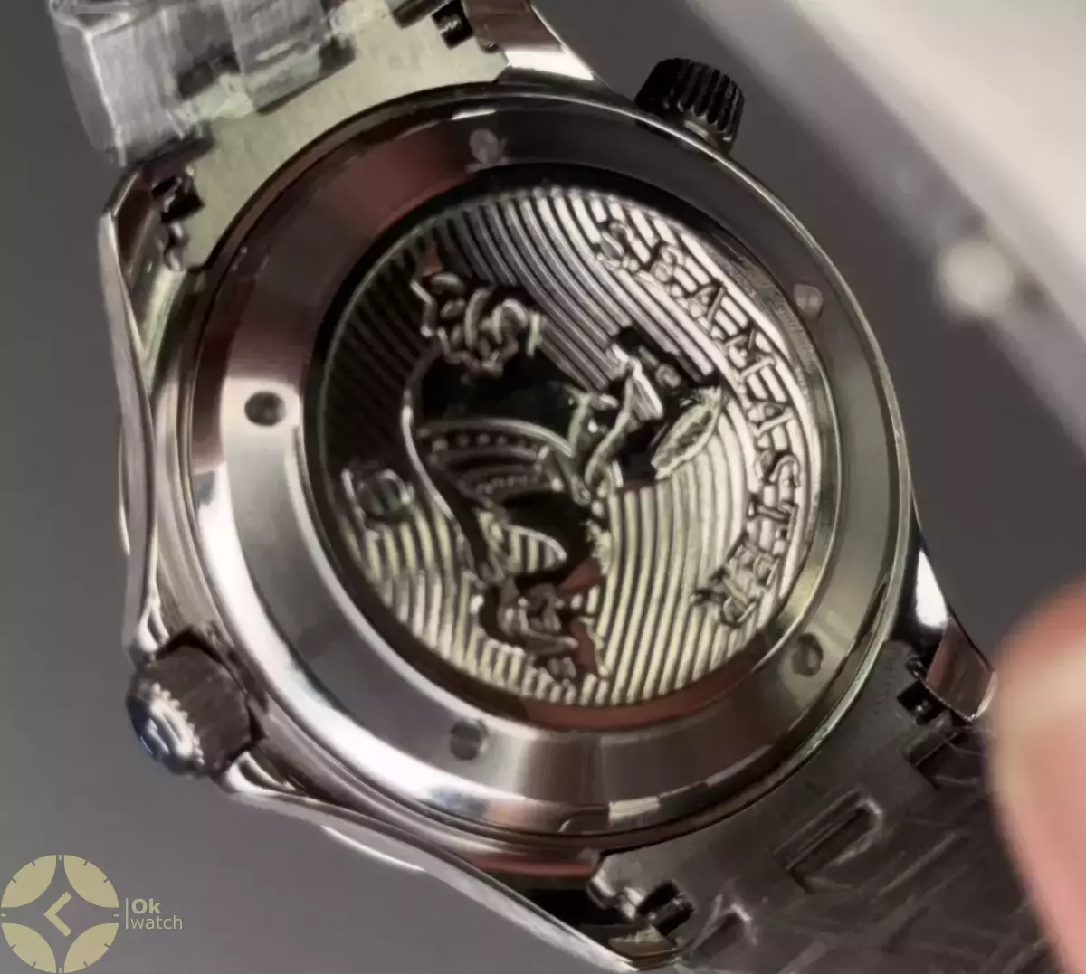 ساعت مچی امگا سیمستر اتوماتیک سیلور صفحه سبز Omega Seamaster Diver