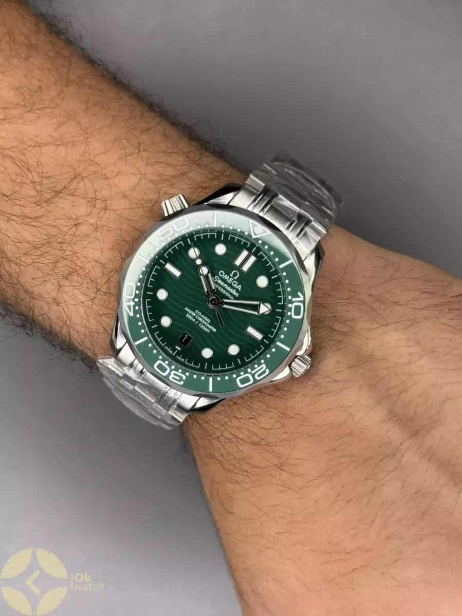 ساعت مچی امگا سیمستر اتوماتیک سیلور صفحه سبز Omega Seamaster Diver
