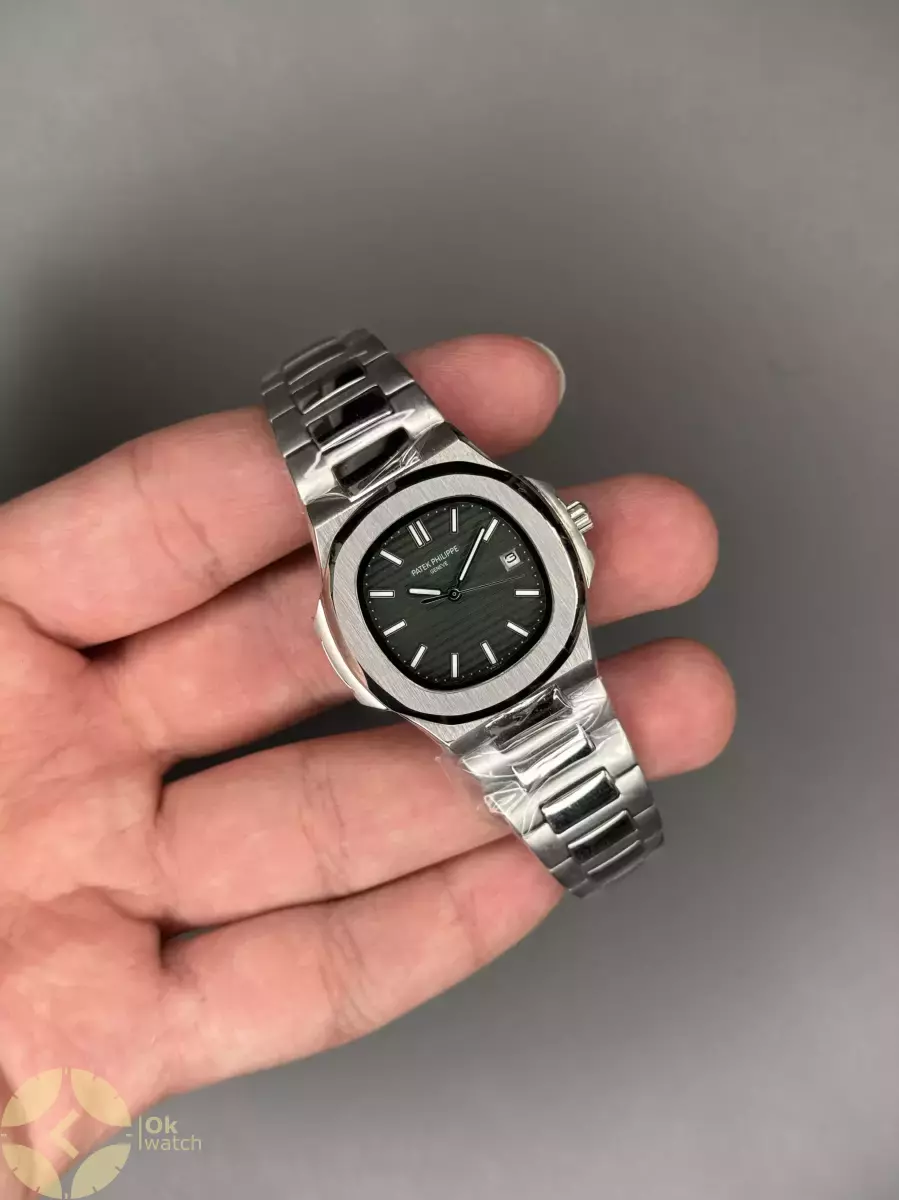 ساعت مچی پتک فیلیپ ناتیلوس سیلور صفحه سبز Patek Philippe Nautilus