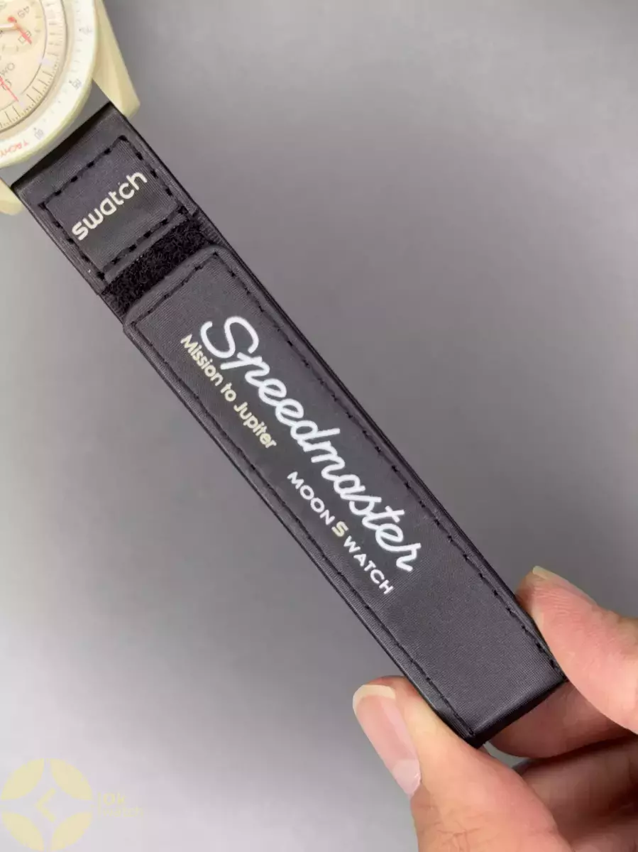 ساعت مچی امگا سواچ ماموریت به مشتری Omega x Swatch Mision to the jupiter