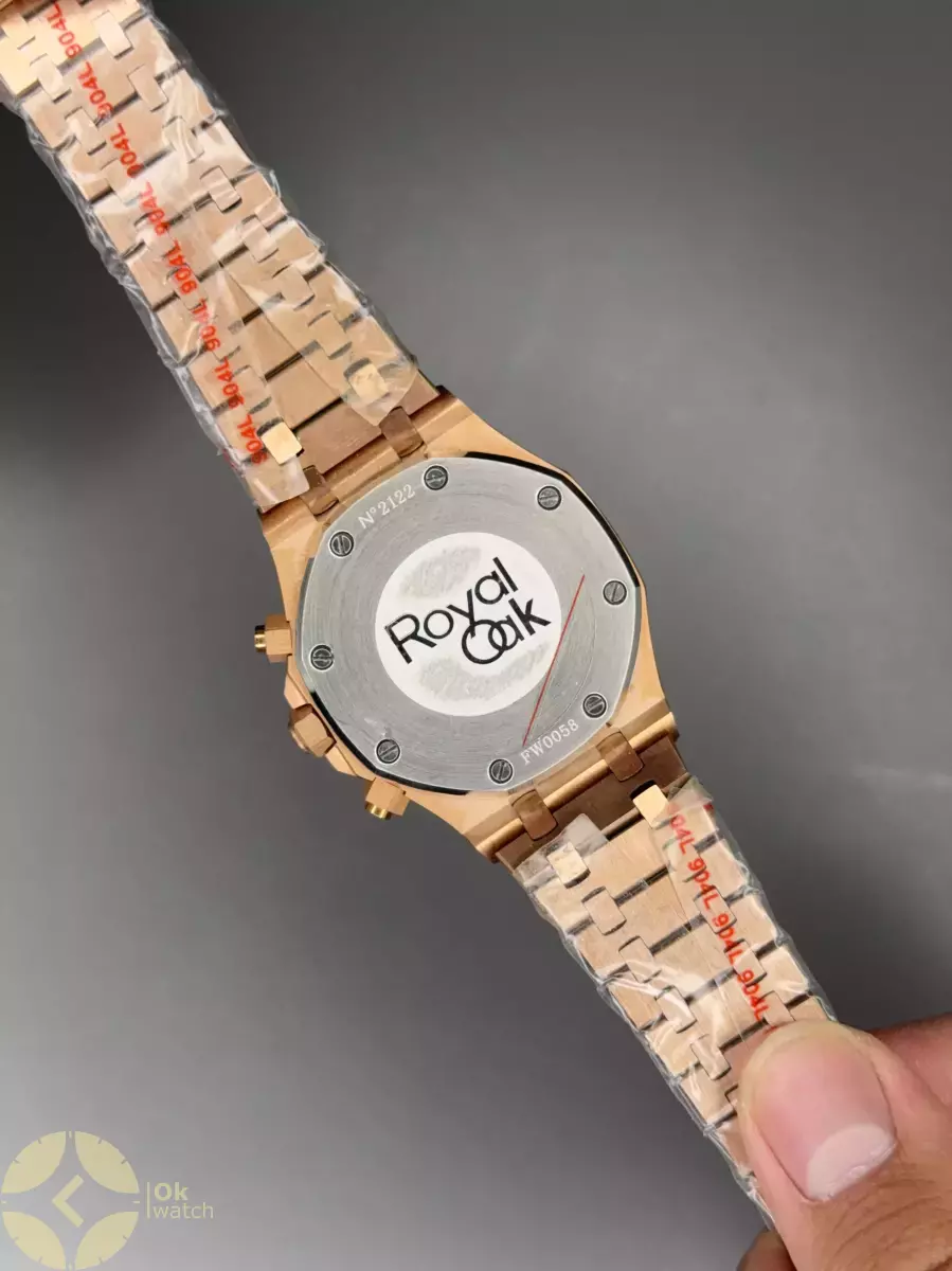 ساعت مچی اودمار پیگه کورنوگراف بند رزگلد صفحه مشکی Audemars Piguet