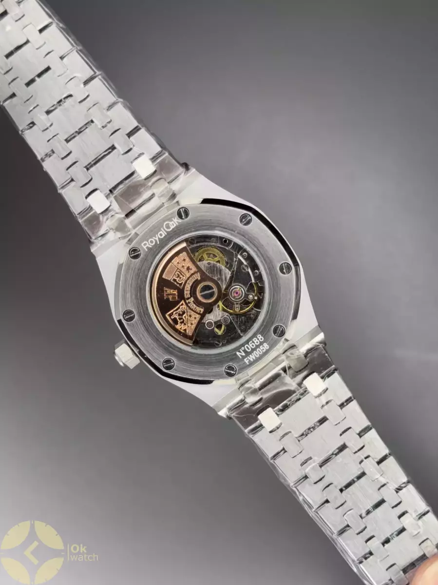 ساعت مچی اودمار پیگه اتوماتیک صفحه سرمه ای بند سیلور Audemars Piguet