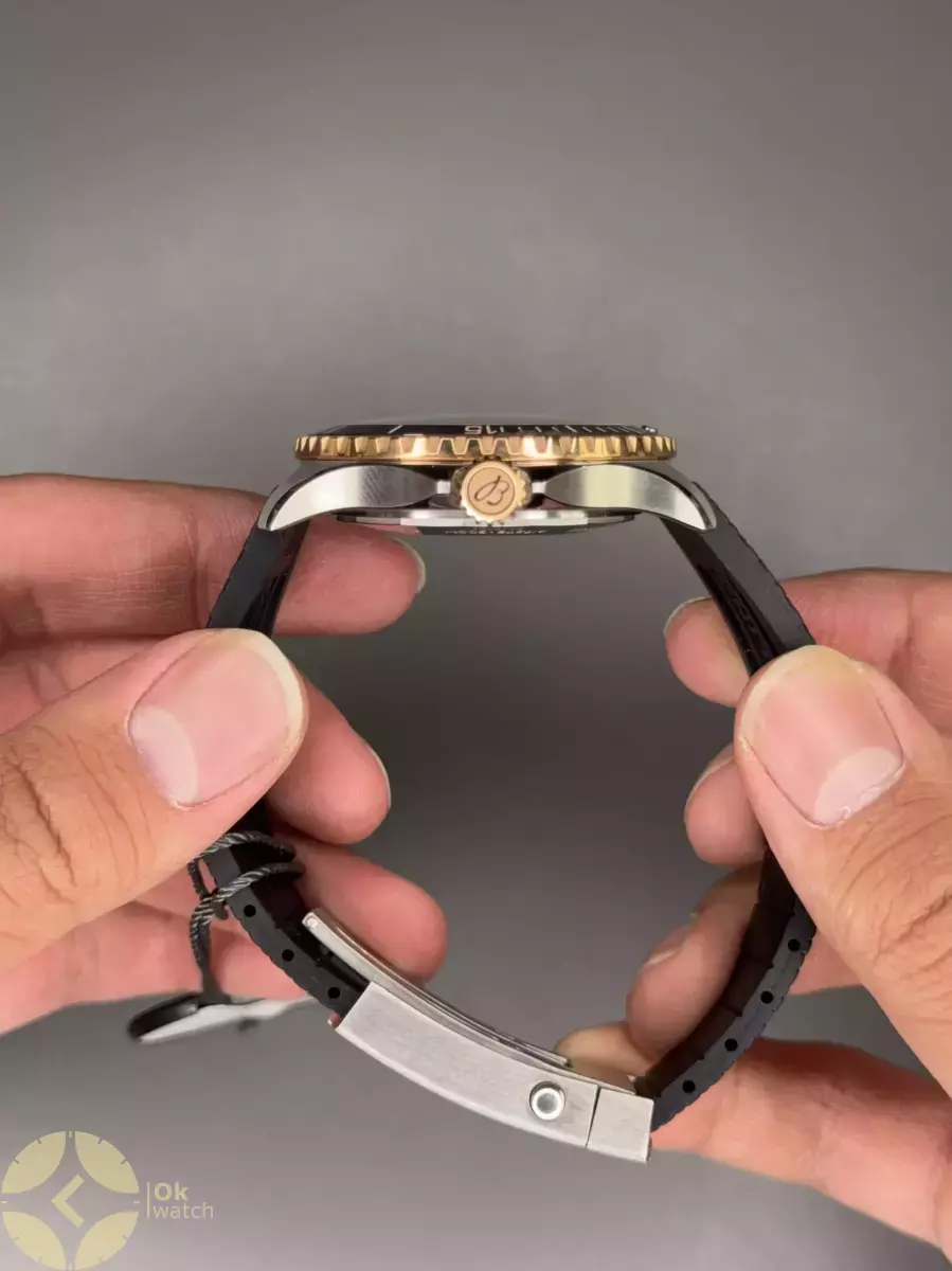 ساعت مچی برایتلینگ سوپراوشین موتور اتوماتیک بند رابر مشکی Breitling