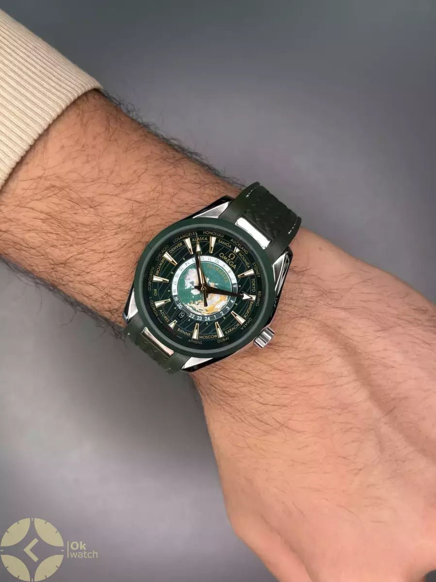 ساعت مچی امگا سیمستر جهان نما بند رابر سبز صفحه سبز Omega Seamaster