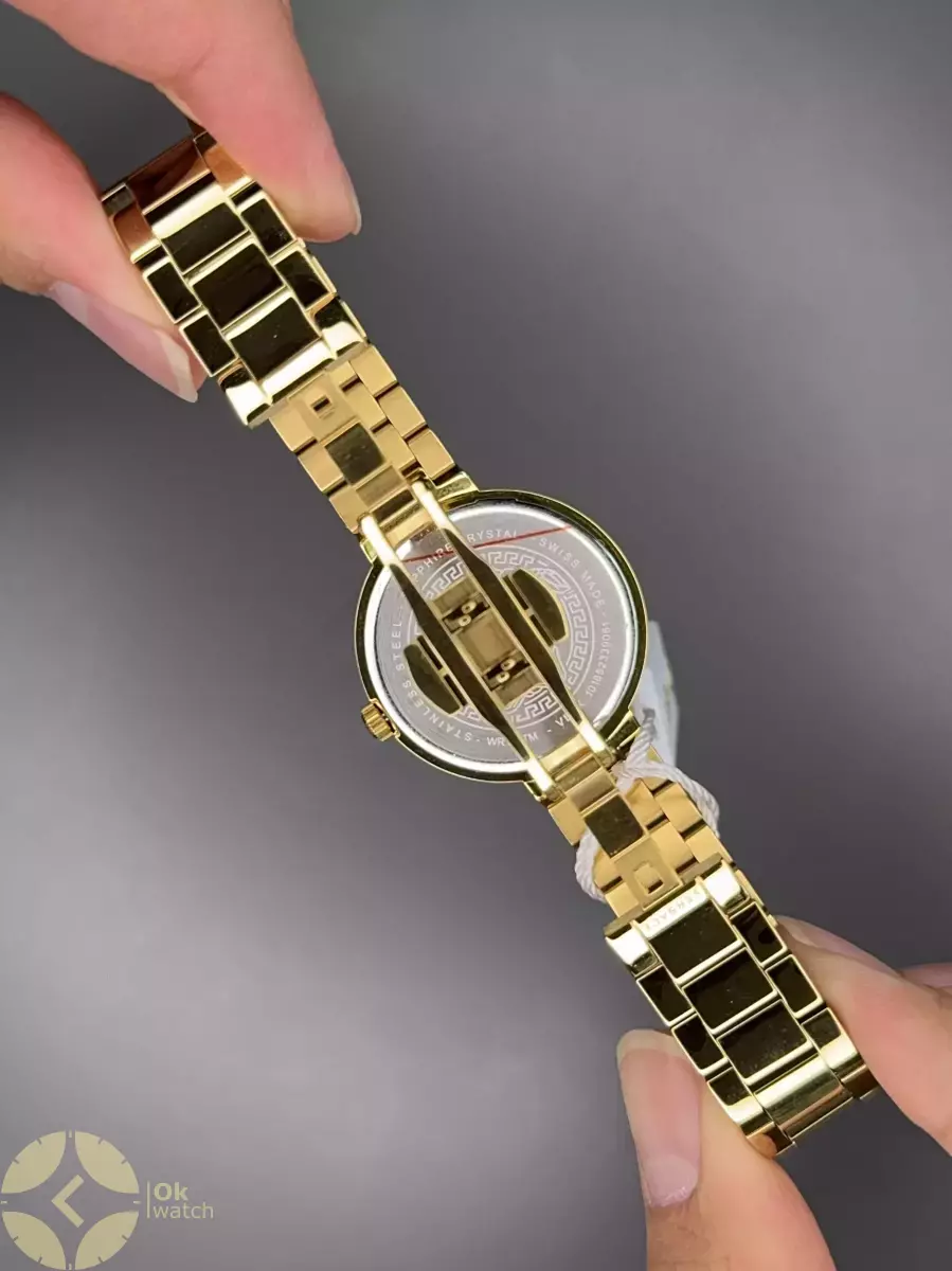 ساعت مچی ورساچه دورحکاکی طلایی صفحه سفید Versace