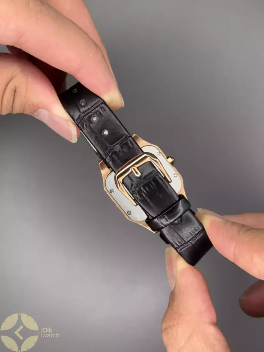 ساعت مچی کارتیه سانتوس دومونت قاب رزگلد صفحه سفید Cartier Santos Dumont