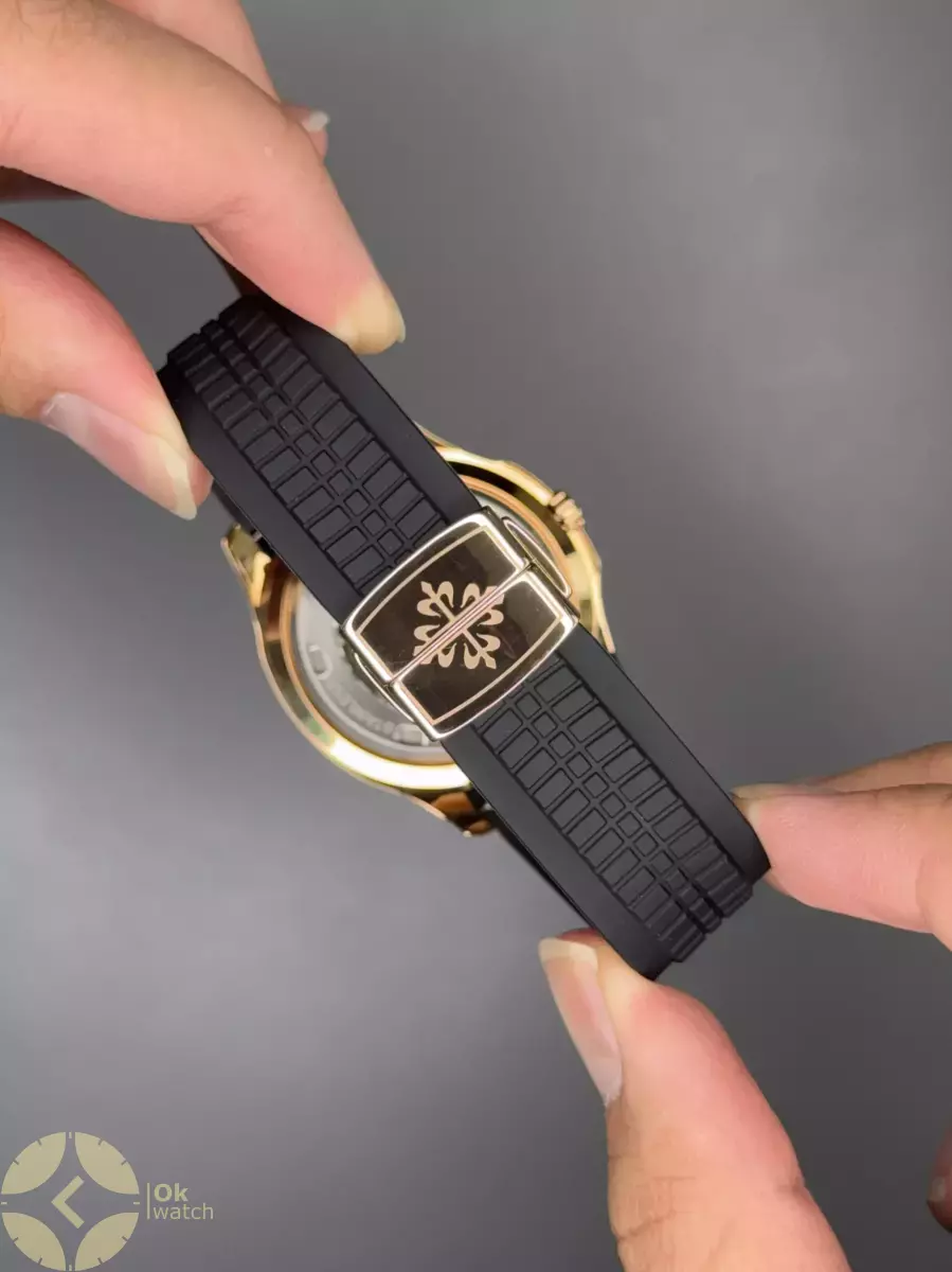 ساعت مچی پتک فیلیپ آکوانا قاب رزگلد اتوماتیک بند مشکی Patek Philippe Aquanaut