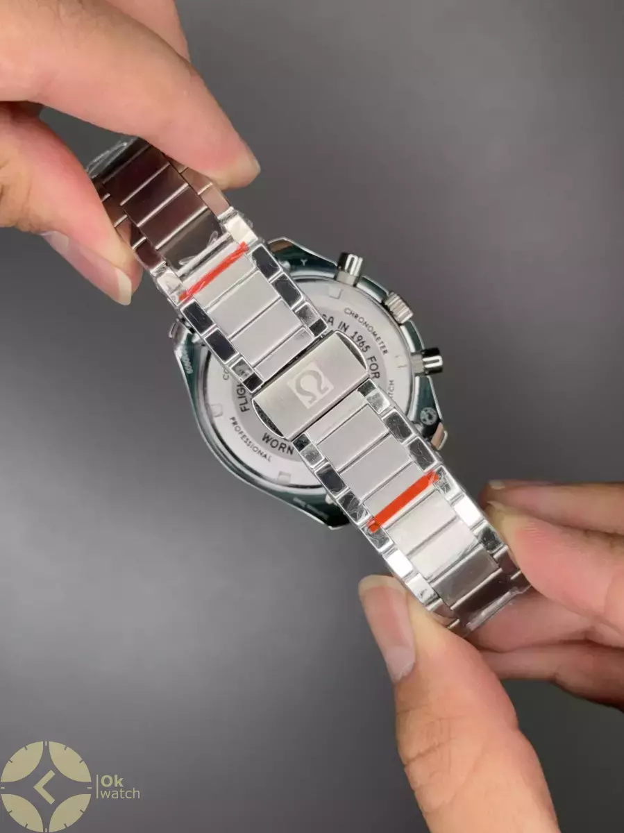 ساعت مچی امگا اسپیدمستر بند سیلور صفحه مشکی Omega Speadmaster