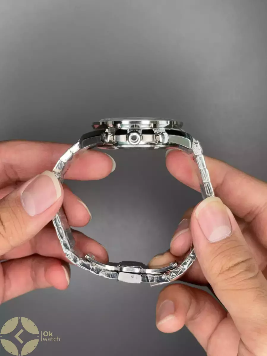 ساعت مچی امگا اسپیدمستر بند سیلور صفحه قرمز Omega Speadmaster