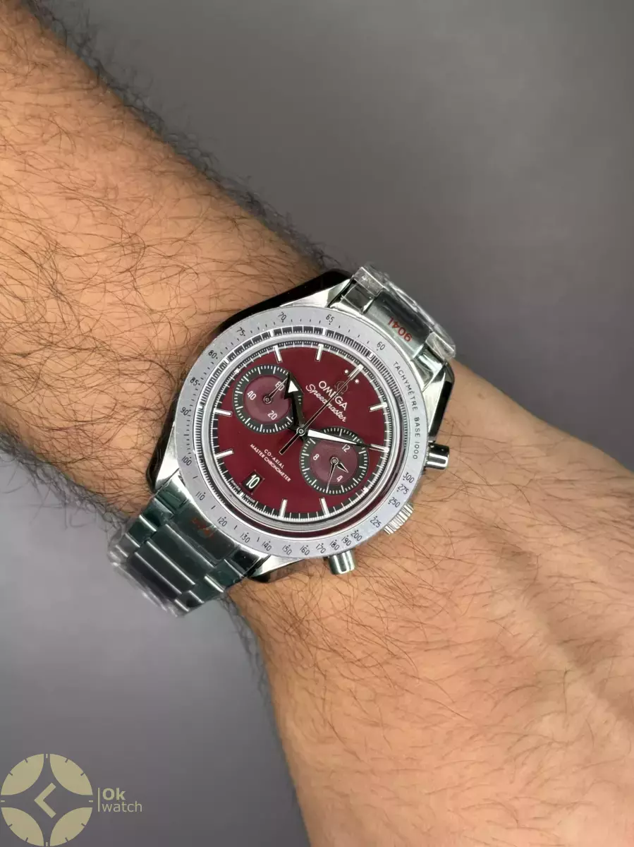 ساعت مچی امگا اسپیدمستر بند سیلور صفحه قرمز Omega Speadmaster