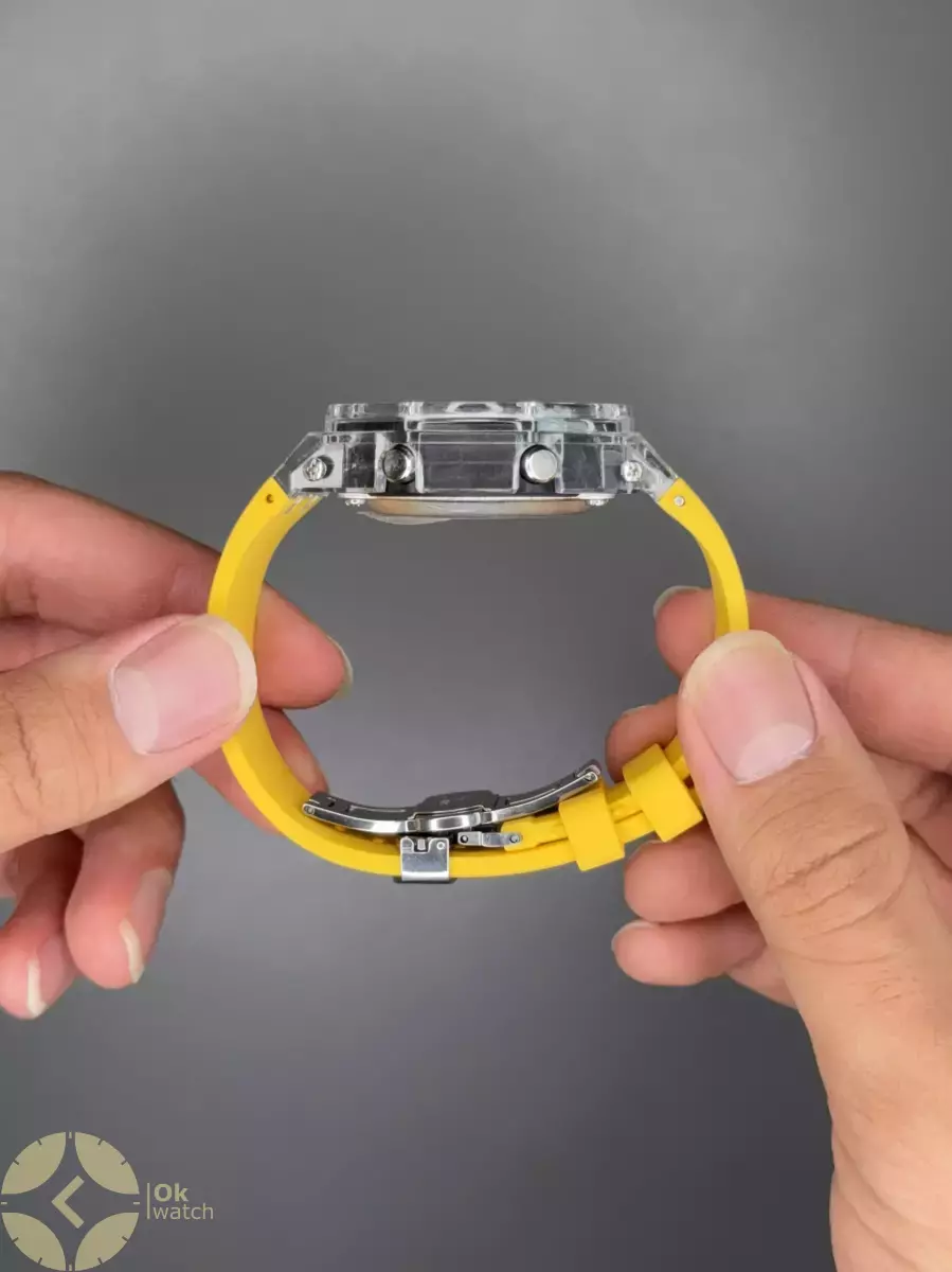 ساعت مچی کاسیو جی-شاک بند زرد Casio G-SHOCK GA-2100