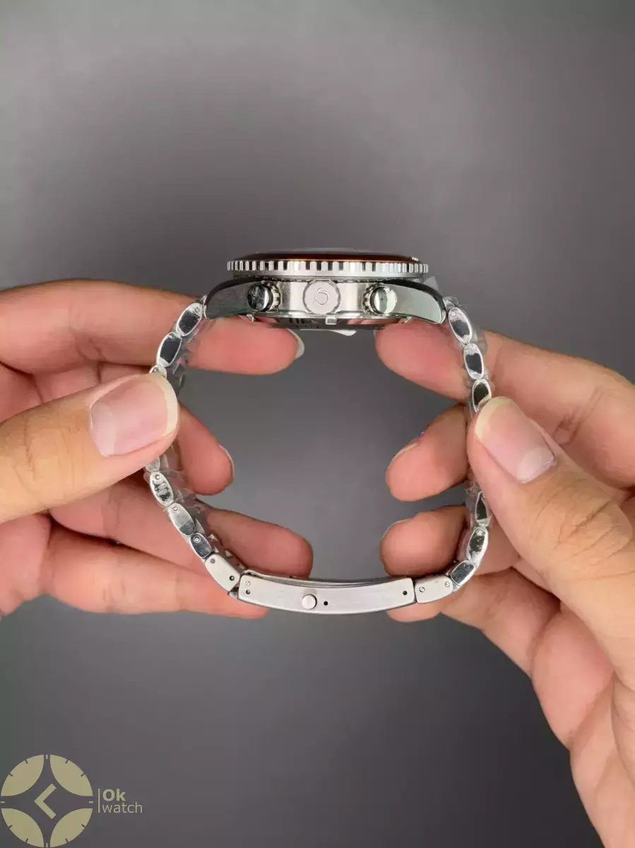 ساعت مچی امگا سیمستر کورنوگراف صفحه مشکی بزل نارنجی Omega Seamaster