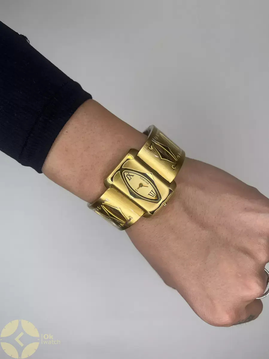 ساعت مچی کارتیه تمام طلایی Cartier