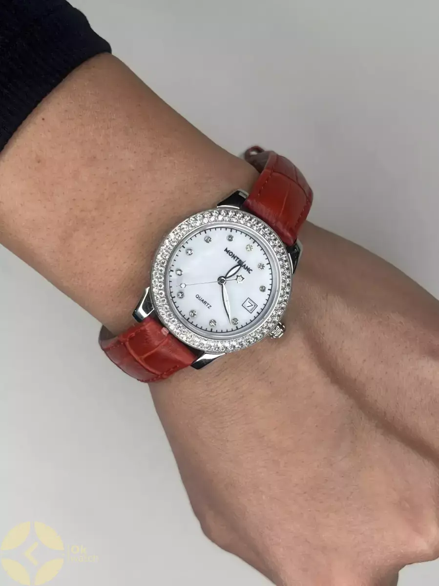 ساعت مچی مونت بلانک بند چرمی قرمز صفحه سفید Montblanc