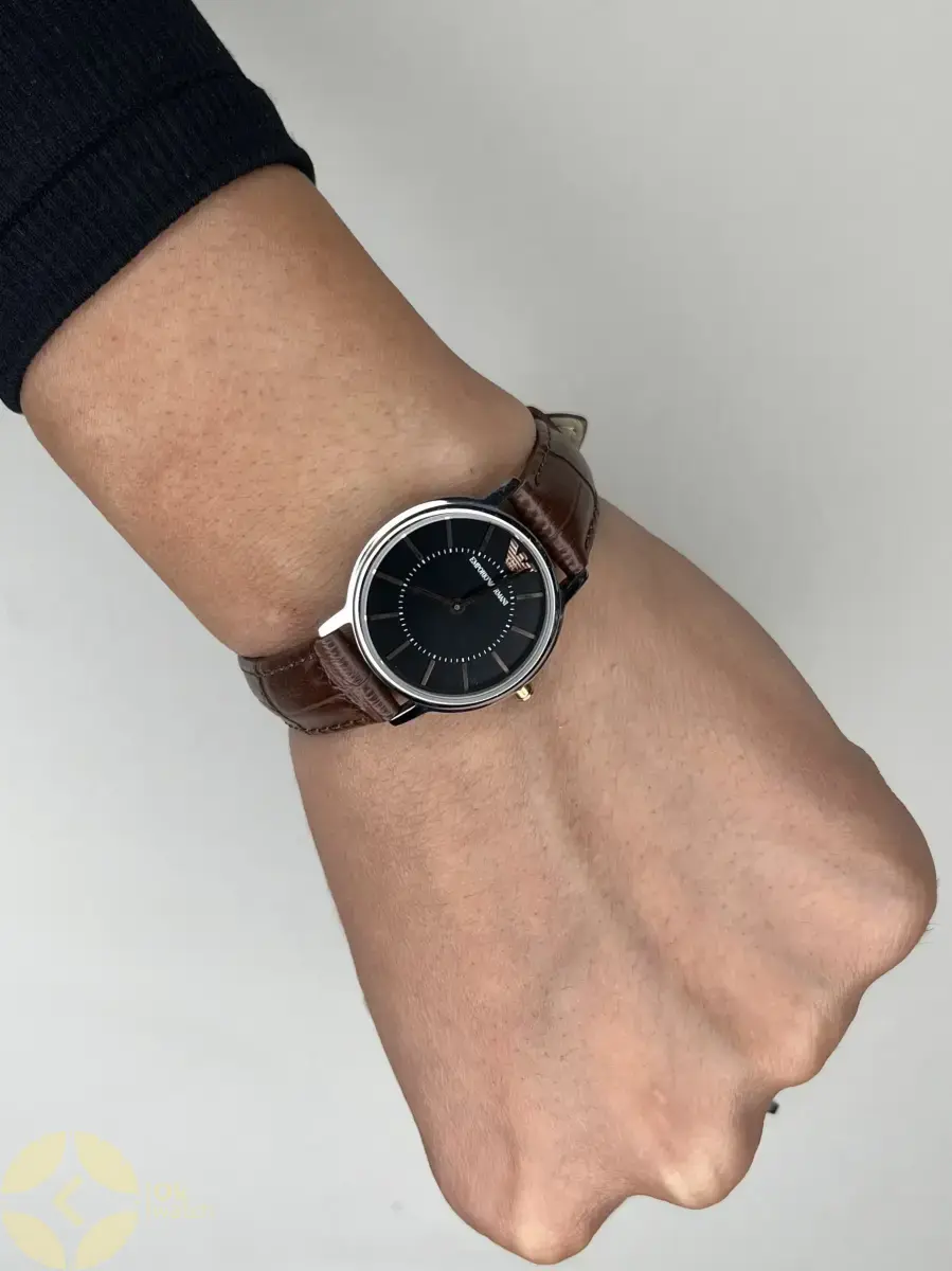 ساعت مچی امپریو آرمانی بند چرمی قهوه ای صفحه مشکی Emporio Armani
