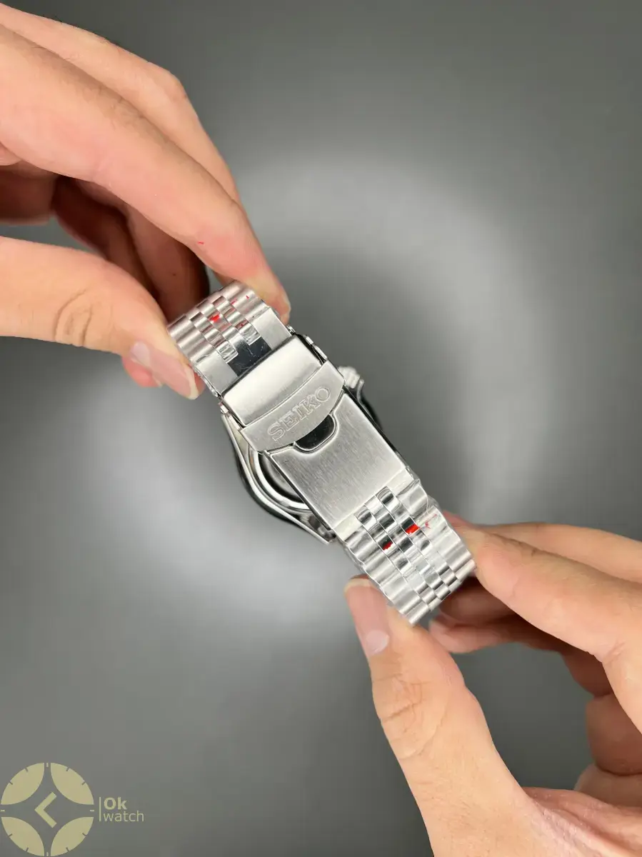 ساعت مچی سیکو 5 بند سیلور صفحه سرمه ای Seiko 5 GMT